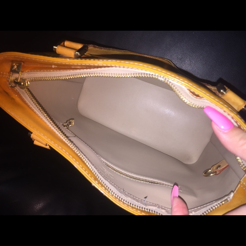 Louis Vuitton Vernis Houston